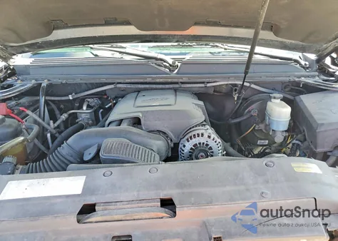 2010 GMC Yukon Denali из США, поврежденный, VIN 1GKUKEEF8AR131832